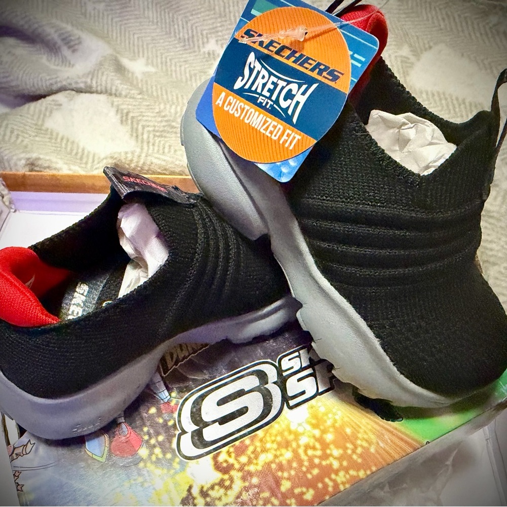 Skechers Kids Black Stretch Fit Shoes Size 5